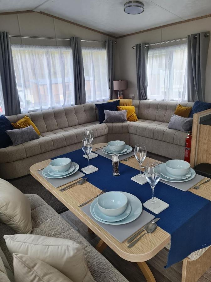 The Tiddler - Plot 101, Woodlands Lodge Retreat, New Quay, West Wales Llanina Ngoại thất bức ảnh